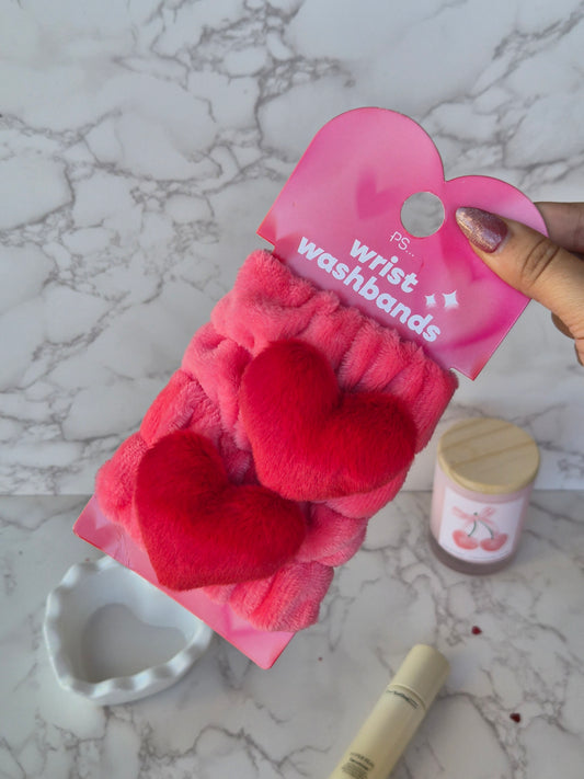 Wrist washbands heart shaped