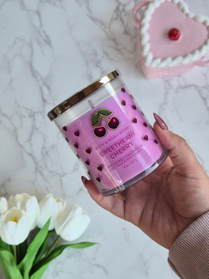Bath & Body Works Candle
