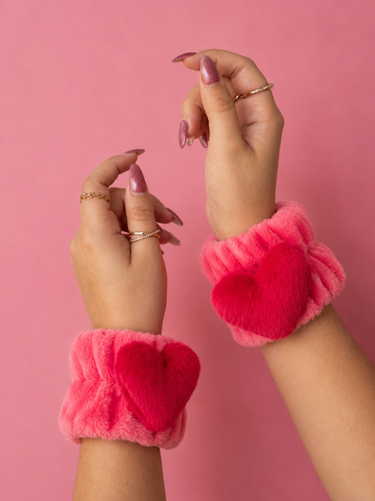 Wrist washbands heart shaped